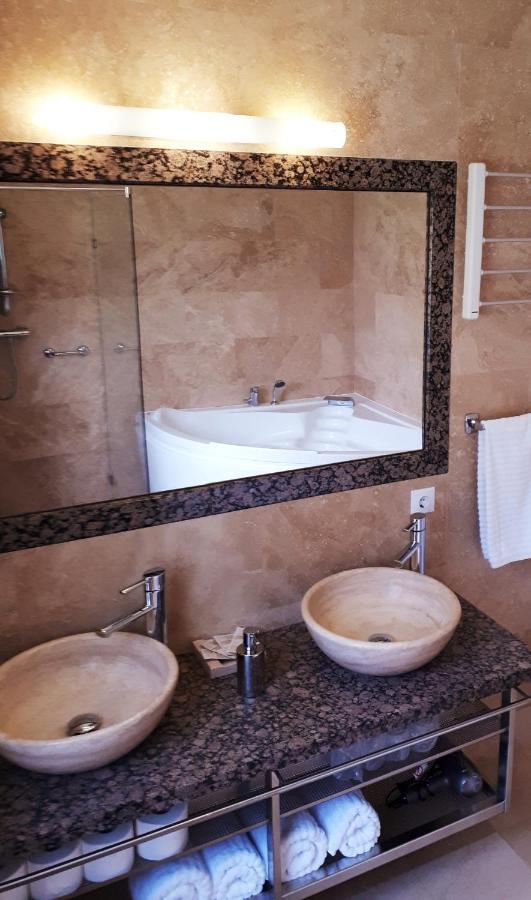 Apartamento Transylvania & *